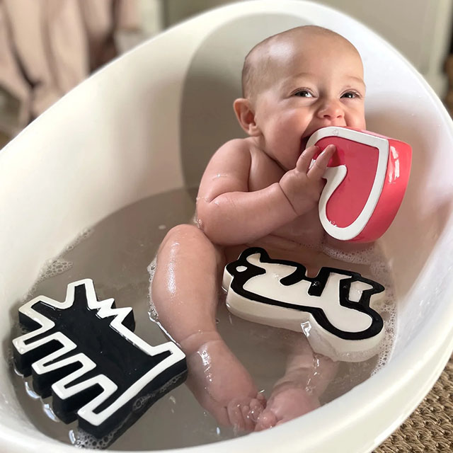 Etta Loves Keith Haring Bath Toys is one of the best newborn baby gifts